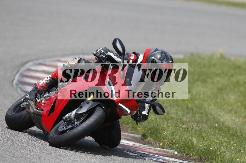 /27 12.06.2025 Ducati Schweiz Trackday Warmup  ADR/gelb-jeaune/ohne